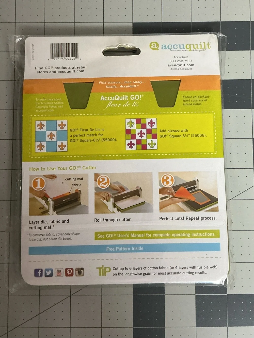 GO! AccuQuilt Fleur de Lis Fabric Cutting Die